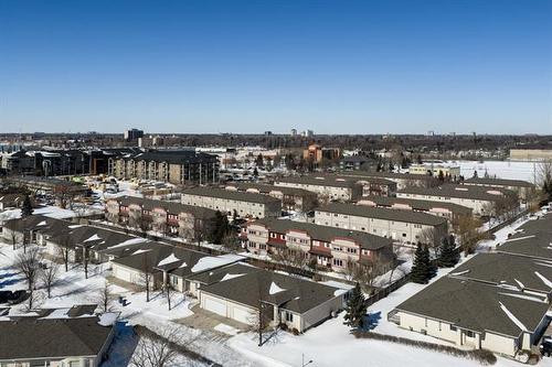 101-1000 Wilkes Ave, Winnipeg, MB 