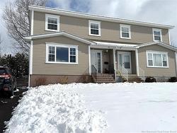 9 Harris ST  Oromocto, NB E2V 0A7