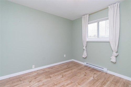 6153 Sumas Rd, Duncan, BC - Indoor Photo Showing Other Room