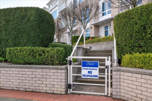 Th10-38 Front St, Nanaimo, BC 