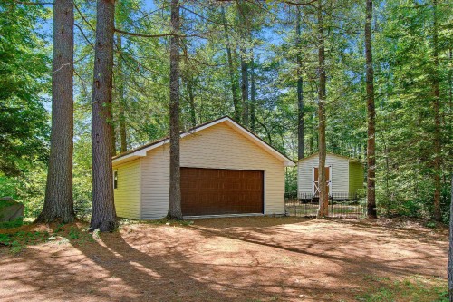 Garage - 78 Ch. Old Bridge, Otter Lake, QC - Outdoor