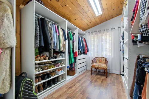 Penderie (Walk-in) - 78 Ch. Old Bridge, Otter Lake, QC - Indoor With Storage