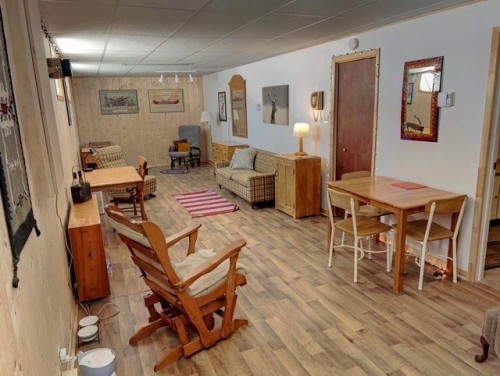 Salle familiale - 3 Rue Du Beau-Pré, Matapédia, QC - Indoor