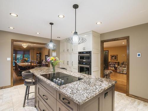 110 Lakeside Crescent, Kenora, ON - Indoor Photo Showing Kitchen With Upgraded Kitchen