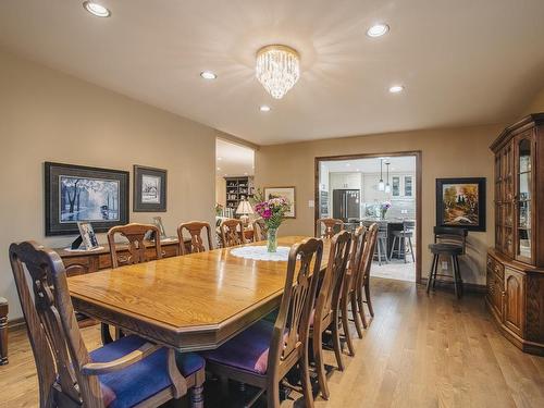 110 Lakeside Crescent, Kenora, ON - Indoor Photo Showing Dining Room
