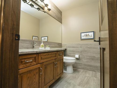 110 Lakeside Crescent, Kenora, ON - Indoor Photo Showing Bathroom