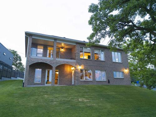 110 Lakeside Crescent, Kenora, ON - Outdoor