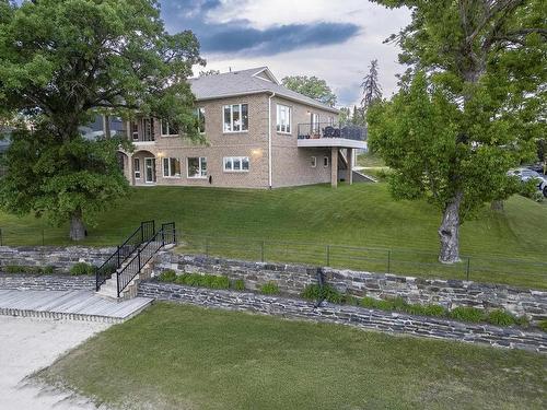 110 Lakeside Crescent, Kenora, ON - Outdoor