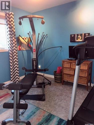 24 Hahn Crescent, Kindersley, SK - Indoor