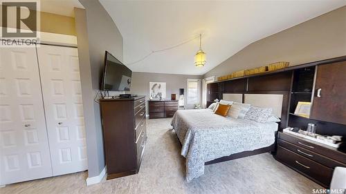 24 Hahn Crescent, Kindersley, SK - Indoor Photo Showing Bedroom