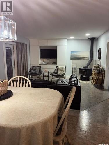 24 Hahn Crescent, Kindersley, SK - Indoor