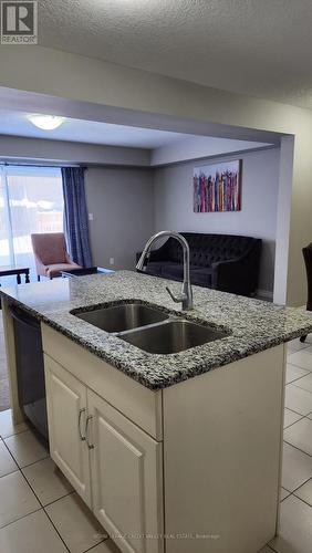 984 Wright Drive, Midland, ON - Indoor Photo Showing Kitchen With Double Sink