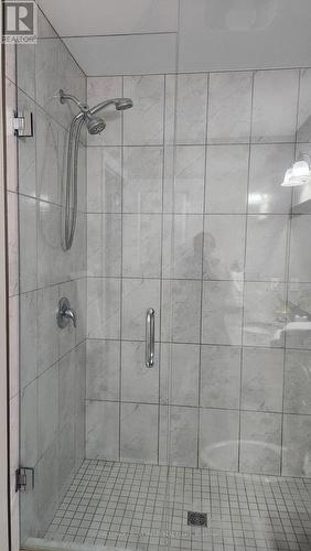 984 Wright Drive, Midland, ON - Indoor Photo Showing Bathroom