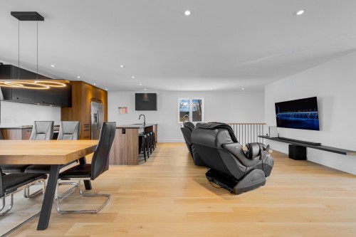 Living Room - 1559 53E Avenue, Laval (Laval-Ouest), QC - Indoor Photo Showing Dining Room