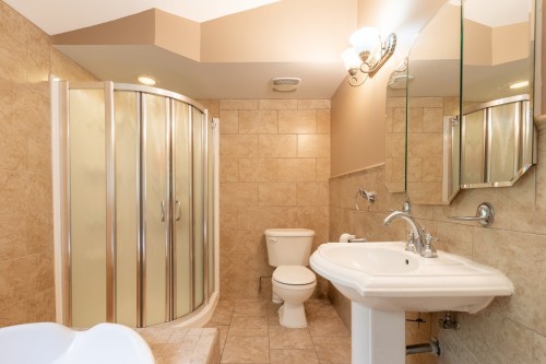 Salle de bains - 38 350E Avenue, Saint-Hippolyte, QC - Indoor Photo Showing Bathroom