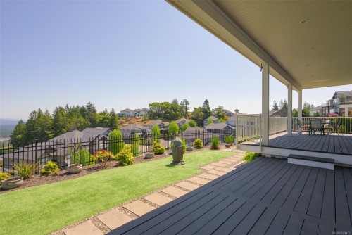 2279 Nicklaus Dr, Langford, BC 