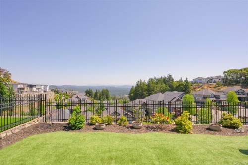 2279 Nicklaus Dr, Langford, BC 