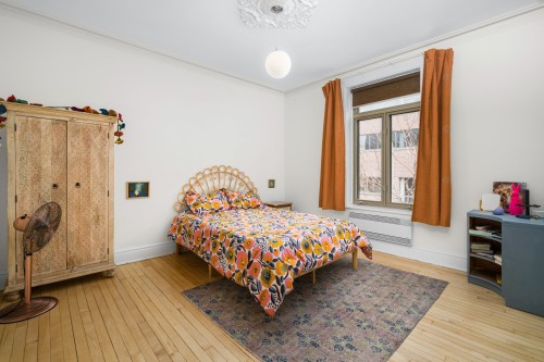 Bedroom - 2049 Rue Sanguinet, Montréal (Ville-Marie), QC - Indoor Photo Showing Bedroom