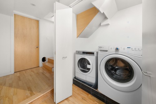 Laundry - 2049 Rue Sanguinet, Montréal (Ville-Marie), QC - Indoor Photo Showing Laundry Room