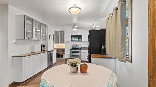 1693 Valleyview Drive, Kamloops, BC - Indoor
