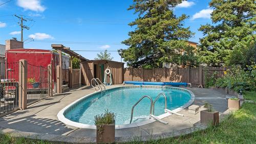 1693 Valleyview Drive, Kamloops, BC - Outdoor