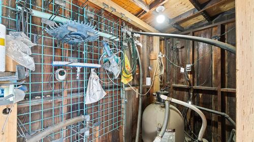 1693 Valleyview Drive, Kamloops, BC - Indoor