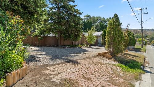 1693 Valleyview Drive, Kamloops, BC - Outdoor