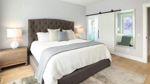 3580 Boxwood Road, Kelowna, BC - Indoor Photo Showing Bedroom