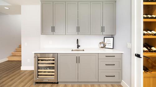 3580 Boxwood Road, Kelowna, BC - Indoor