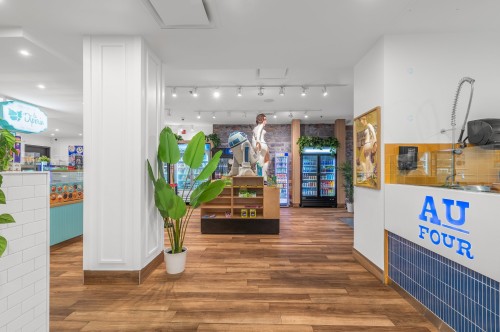 Commerce - 1015 Rue St-Jean, Québec (La Cité-Limoilou), QC - Indoor Photo Showing Other Room