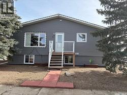 211 Throne STREET Sceptre, SK S0N 2H0