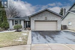 458 WINSTON BOULEVARD  Cambridge, ON N3C 3Y5