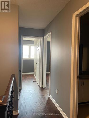 2943 Gulfstream Way, Mississauga, ON - Indoor Photo Showing Other Room