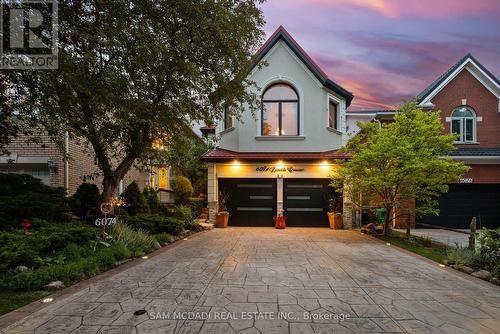 6074 Leeside Crescent, Mississauga, ON - Outdoor