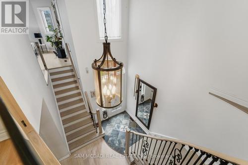 6074 Leeside Crescent, Mississauga, ON - Indoor Photo Showing Other Room