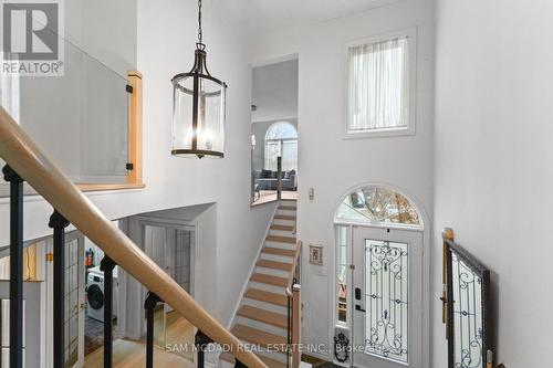6074 Leeside Crescent, Mississauga, ON - Indoor Photo Showing Other Room