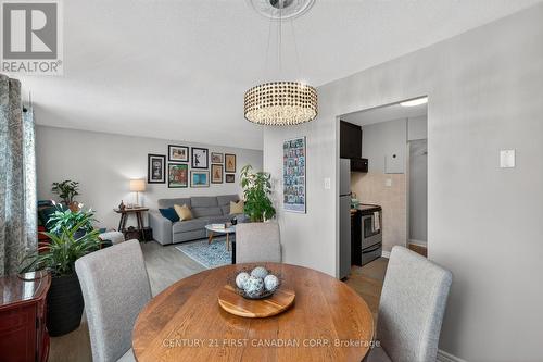 405 - 440 Central Avenue, London East (East F), ON - Indoor Photo Showing Dining Room