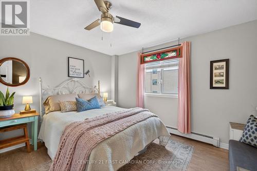 405 - 440 Central Avenue, London East (East F), ON - Indoor Photo Showing Bedroom