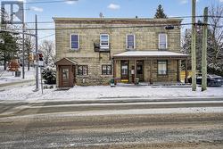 61 PEARL STREET E  Brockville, ON K6V 1P6