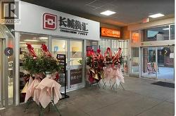 1617 4500 KINGSWAY Burnaby, BC V5H 2A9