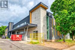 105 - 401 VICTORIA AVENUE N  Hamilton, ON L8L 5G7