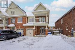 18 LATITUDE LANE  Whitchurch-Stouffville, ON L4A 0T1
