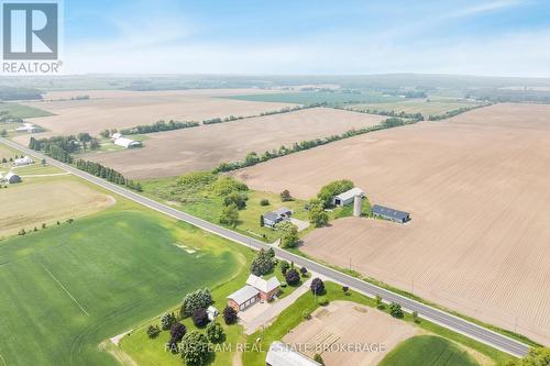 160 LAFONTAINE ROAD W  Tiny, ON L9M 0H1