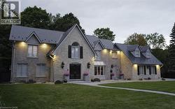 132 CHANCERY Drive  Ancaster, ON L9G 4M2