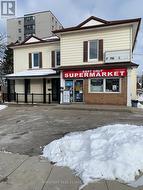 174 MAIN STREET  Cambridge, ON N1R 1W6