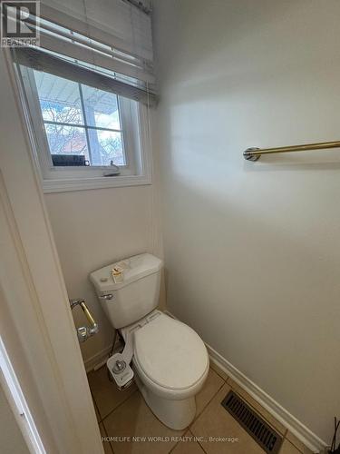 103 Cadillac Crescent, Brampton, ON - Indoor Photo Showing Bathroom