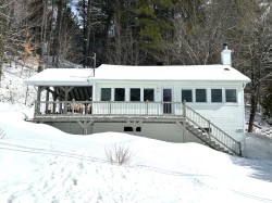 1515 Rue de la Vallée  Sainte-Adèle, QC J8B 2A2