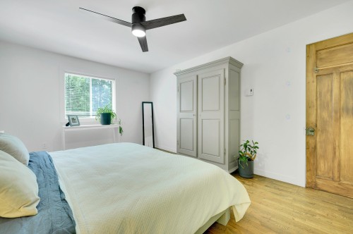 Chambre à coucher principale - 1515 Rue De La Vallée, Sainte-Adèle, QC - Indoor Photo Showing Bedroom