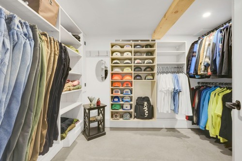 Rangement - 1515 Rue De La Vallée, Sainte-Adèle, QC - Indoor With Storage