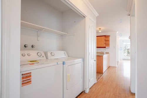 Laundry - 4-132 Rue Prince, Châteauguay, QC - Indoor Photo Showing Laundry Room